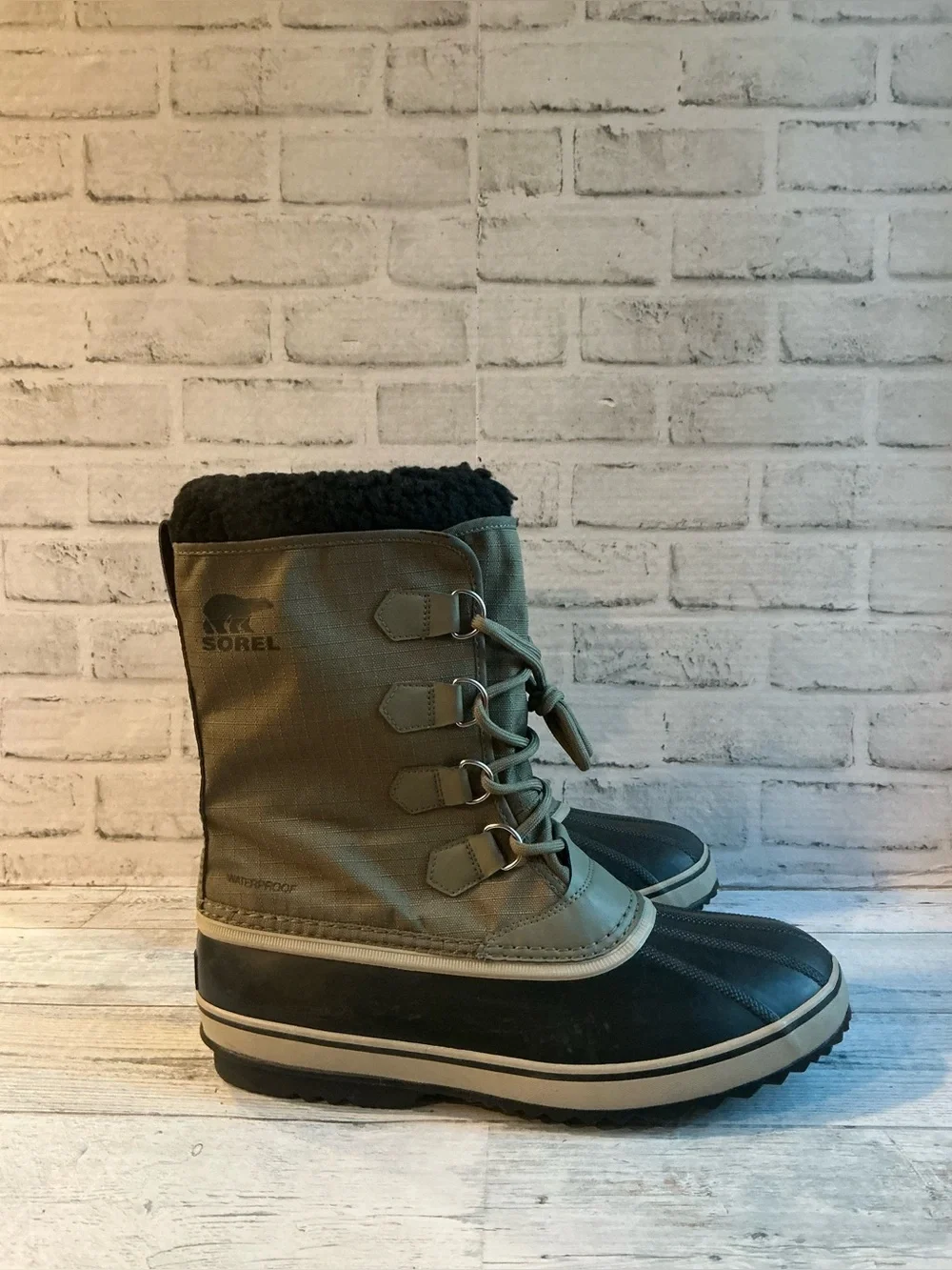 Sorel Men’s Size 13 1964 Pac Nylon Boot Waterproof -Sage/Dark Moss